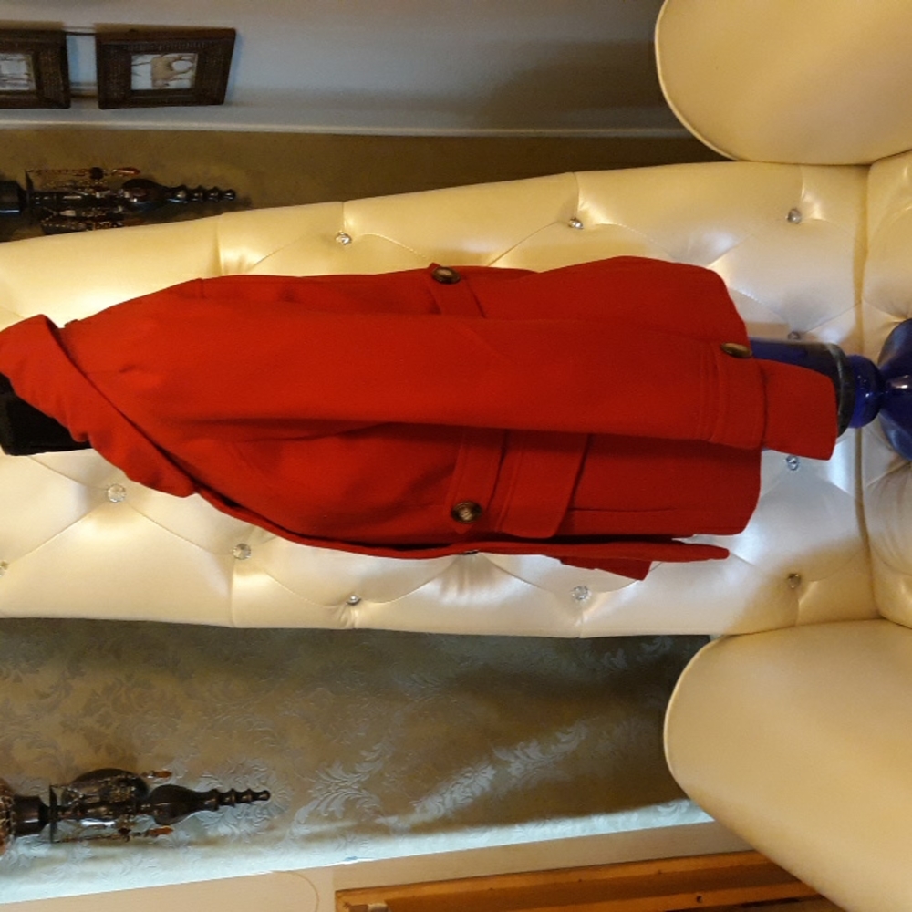 Pink Envelope coat - Picture 2 of 9